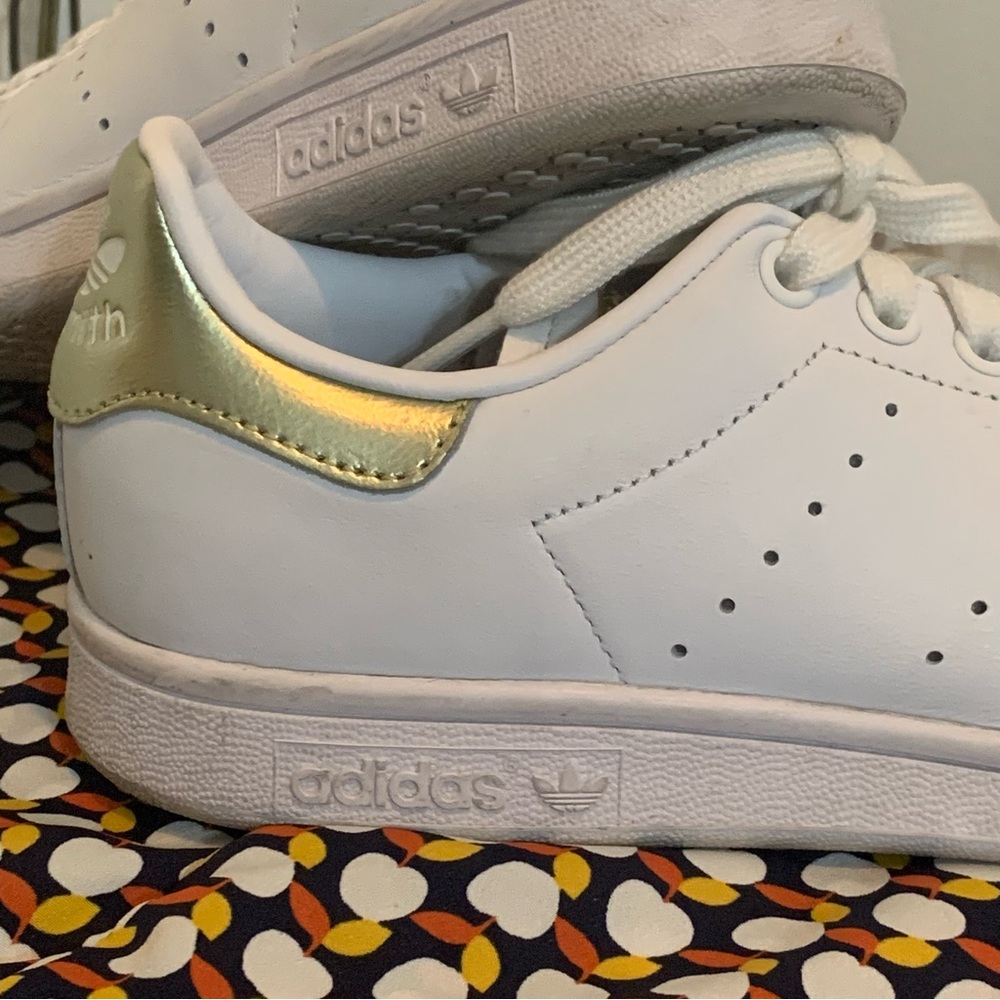 Adidas Classic Stan Smith Women’s Sneakers - Picture 10 of 12